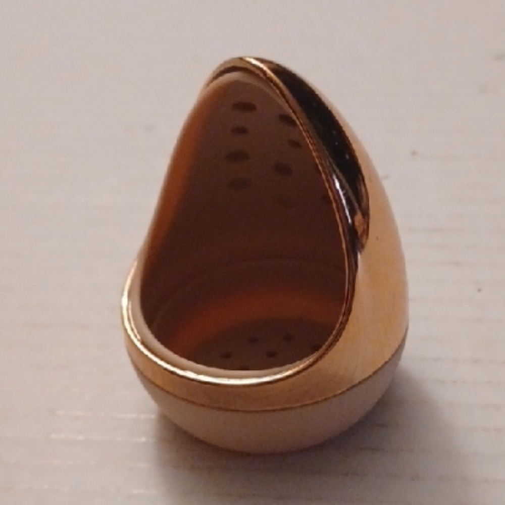 $4 Add-on Pink & Rose Gold Beauty Blender Holder - Vented